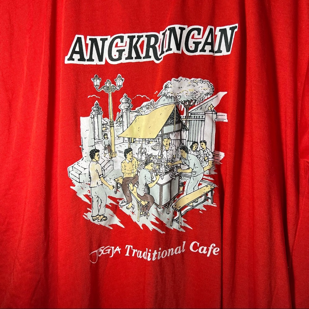 Men T shirt size XL